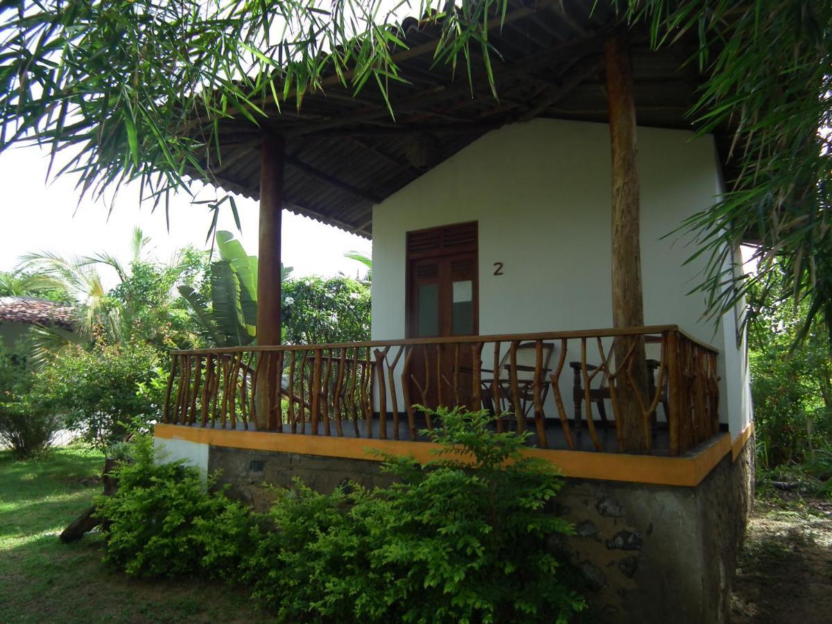Coconut Island Villa Tangalle Exterior photo